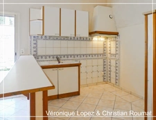 Bon-Encontre, maison mitoyenne de 106 m² habitables avec 3 chambres, cour, garage, parking