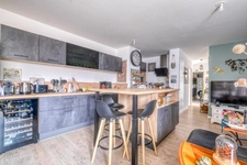 A MEAUX secteur recherché (secteur hôpital), appartement récent 3ème et dernier étage, 4 pièces 70 m² - 2 chambres - 1 terrasse - 1 place de stationnement couverte en sous sol