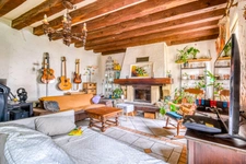 Christophe Michaudelle – EXCLUSIVITE - CAPIFRANCE vous propose proche de Meaux, à Chambry : Propriété 260 m² - ZONE UA - 10 pièces - 5 chambres - pièces d'eau - beau jardin plat et clos avec nombreux 