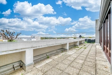 EXCLUSIVE, Christophe Michaudelle Capifrance offers you in MEAUX, 4-room apartment with its 2 terraces (65 m²) - 3 bedrooms - top floor - 1 parking space.