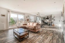 Christophe Michaudelle – CAPIFRANCE - EXCLUSIVITE - vous propose proche de Saint Mard : maison indépendante - 4P - 85 m² - 2 chambres - 1 pièce d'eau - buanderie - 1 dépendance (54 m²) beau jardin