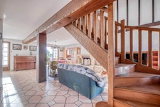 Christophe Michaudelle – CAPIFRANCE vous propose à Meaux : vivable de plain pied - DPE en D - 5 pièces - 155 m² - 3 chambres (4è chambre possible) - 2 pièces d'eau - sous sol total (100m²) - terrasse 