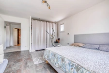 Christophe Michaudelle – CAPIFRANCE - vous propose à JUILLY : maison - 7 pièces - 175 m² - 5 chambres - grandes pièces de vie avec véranda - 2 pièces d'eau - dressing - buanderie - garage et stationne