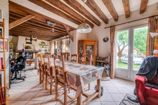 Christophe Michaudelle – EXCLUSIVITE - CAPIFRANCE vous propose proche de Meaux et Saint Soupplets : 260 m² - ZONE UA - 10 pièces - 5 chambres - pièces d'eau - beau jardin plat et clos avec nombreux 