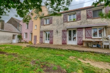 Christophe Michaudelle – EXCLUSIVITE - CAPIFRANCE vous propose proche de Meaux et Saint Soupplets : 260 m² - ZONE UA - 10 pièces - 5 chambres - pièces d'eau - beau jardin plat et clos avec nombreux 