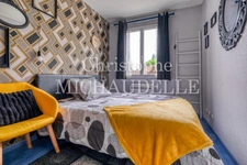 Christophe Michaudelle – CAPIFRANCE vous propose proche de Meaux, à Chauconin Neufmontiers : SOUS SOL TOTAL 90 m² - 6 pièces - 112 m² -  4 chambres (5ème possible) - 1 grand bureau - 2 pièces d'eau - 