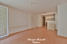 CAPIFRANCE- Christophe Michaudelle vous propose : à MEAUX secteur recherché, toutes commodités à pied, studio 31 m² - espace cuisine aménagé