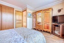 Christophe Michaudelle – CAPIFRANCE vous propose à Meaux : vivable de plain pied - DPE en D - 5 pièces - 155 m² - 3 chambres (4è chambre possible) - 2 pièces d'eau - sous sol total (100m²) - terrasse 