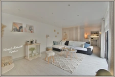 Christophe Michaudelle – CAPIFRANCE vous propose proche de Meaux et de Saint Soupplets: 6 pièces - DPE en C - 141 m² -  3 chambres (dont 1 suite parentale, une 2de possible en RDC) - 3 pièces d'eau - 