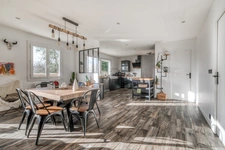 Christophe Michaudelle – CAPIFRANCE - vous propose proche de Saint Mard : maison indépendante - 4P - 85 m² - 2 chambres - 1 pièce d'eau - buanderie - 1 dépendance (54 m²) beau jardin