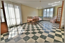 A quelques km de CONGIS TRILPORT, maison - 128 m² - Gare ligne P à pied - 6 pièces - 4 chambres - Grenier aménageable - dressing -  1 grand garage - 1 grand jardin avec abris et accès portail - stati