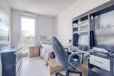 Christophe Michaudelle Capifrance, EXCLUSIVITÉ, vous propose à MEAUX, appartement récent (2018) 3 pièces 69 m² avec sa terrasse et sa place de stationnement.