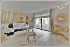 Christophe Michaudelle – CAPIFRANCE vous propose proche de Meaux et de Saint Soupplets: 6 pièces - DPE en C - 141 m² -  3 chambres (dont 1 suite parentale, une 2de possible en RDC) - 3 pièces d'eau - 