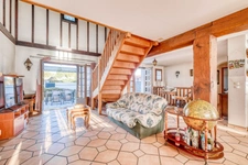 Christophe Michaudelle – CAPIFRANCE vous propose à Meaux : vivable de plain pied - DPE en D - 5 pièces - 155 m² - 3 chambres (4è chambre possible) - 2 pièces d'eau - sous sol total (100m²) - terrasse 