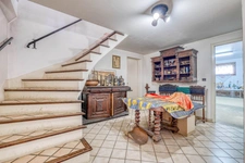 Christophe Michaudelle – CAPIFRANCE vous propose à Meaux : vivable de plain pied - DPE en D - 5 pièces - 155 m² - 3 chambres (4è chambre possible) - 2 pièces d'eau - sous sol total (100m²) - terrasse 