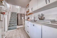 Christophe Michaudelle – CAPIFRANCE vous propose proche de Meaux et de Saint Soupplets: 6 pièces - DPE en C - 141 m² -  3 chambres (dont 1 suite parentale, une 2de possible en RDC) - 3 pièces d'eau - 