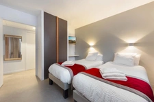 Murs d'un hôtel à vendre à PONTAUMUR (63)