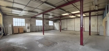 Local professionnel / hangar / entrepôt à vendre à CEBAZAT (63) !