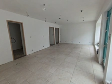 🏢 Immeuble mixte avec vue exceptionnelle - Centre-ville de Châteauneuf du Faou