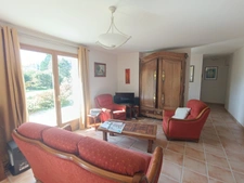 grande maison à vendre 8 pièces (6chambres) Berrien
