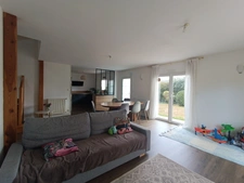 Maison familiale avec 4 chambres, jardin et vue dégagée – Edern (29)