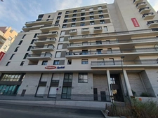 Saint-Ouen (93400) – T2 de 40 m² (résidence services), meublé, PMR, DPE B, balcon – 5e/6