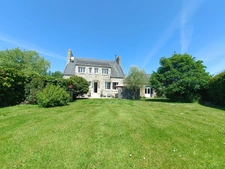 🏛️ Demeure bourgeoise en pierre de taille - 223 m² + Dépendance 100 m² - Ergué-Gabéric/Quimper