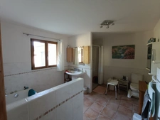 grande maison à vendre 8 pièces (6chambres) Berrien
