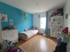 Maison familiale avec 4 chambres, jardin et vue dégagée – Edern (29)