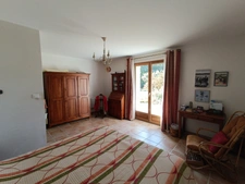 grande maison à vendre 8 pièces (6chambres) Berrien
