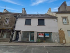 🏢 Immeuble mixte avec vue exceptionnelle - Centre-ville de Châteauneuf du Faou