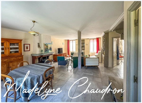 Bouray-sur-Juine centre (91)  – Maison de charme 170 m² + jardin clos sans vis-à-vis - 5/6 chambres