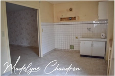 BOURAY-SUR-JUINE – MAISON EN PIERRE À RÉNOVER, BEAU POTENTIEL 4 CHAMBRES