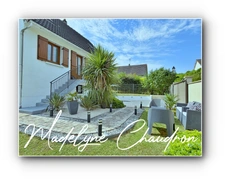 BOURAY-SUR-JUINE – Maison familiale de 120 m² – Terrain de 900 m² – Piscine – Jacuzzi – Sous-sol total – Aucun travaux