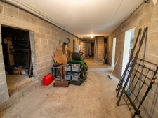 Belle maison familiale de 167 m² hab. avec grand jardin arboré à Cruzy-le-Châtel