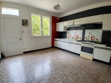 Belle maison familiale de 167 m² hab. avec grand jardin arboré à Cruzy-le-Châtel