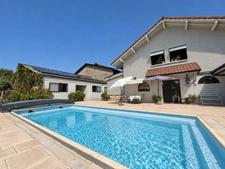 À vendre – Propriété avec maison, installations équestres et piscine à Massongy (74)
