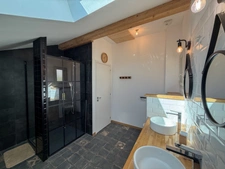 À vendre – Maison de 94,39 m² avec terrasse, jardin et vue sur les chaînes de montagnes à Thyez (74)