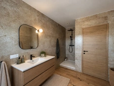 À vendre – Appartement T4 duplex traversant de charme dans une ancienne bâtisse rénovée à Viuz-en-Sallaz