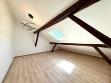 Appartement à vendre duplex T4 situé au dernier étage MARIGNIER (74)