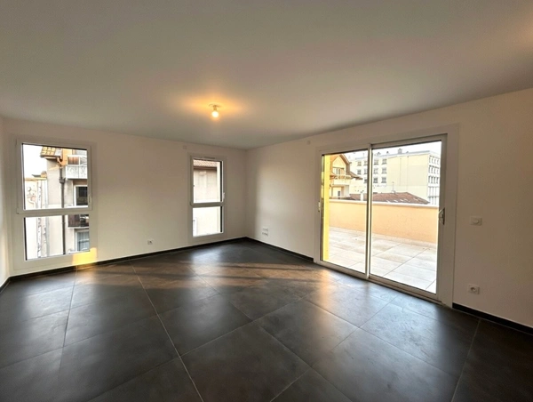 Appartement à vendre 4 pièces attique en duplex ANNEMASSE (74)