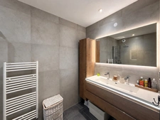 À vendre – Appartement T4 au dernier étage avec terrasse à Gaillard (74)
