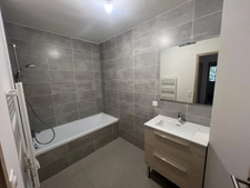 À vendre – Appartement T3 attique de 70 m² avec grande terrasse exposée plein Sud - ANNEMASSE (74)