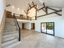 À vendre – Magnifique appartement T5 traversant en triplex de 196,54 m² au sol à Viuz-en-Sallaz