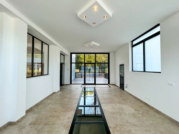 À vendre – Magnifique appartement T4 traversant de 196,16 m² au sol à Viuz-en-Sallaz