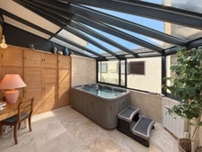 À vendre – Propriété avec maison, installations équestres et piscine à Massongy (74)
