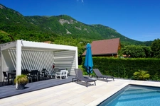 À vendre – Belle maison T5 de 138 m² utiles sur un terrain de 1 035 m² avec piscine à Ayse (74)