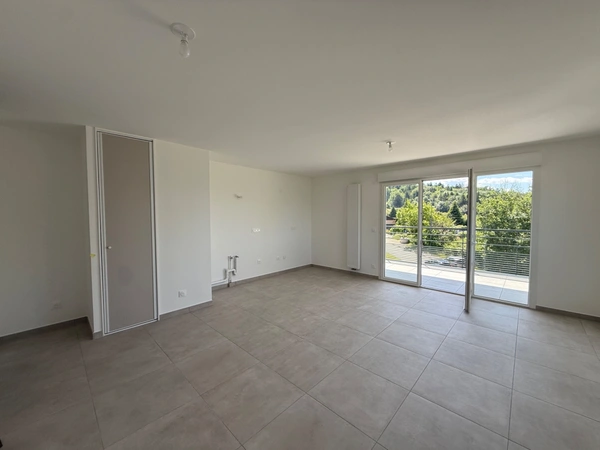 À vendre – Appartement T3 de 67,50 m² au 2ᵉ étage à Reignier-Ésery (74)