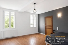 SUPERBE PROPRIETE AVEC MAISON DE MAÎTRE RENOVEE A PROXIMITE DE LAVAUR