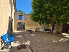 Ancienne ferme bourgeoise à vendre - EURRE (26)